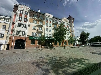 Продается торговая площадь, 490 м²