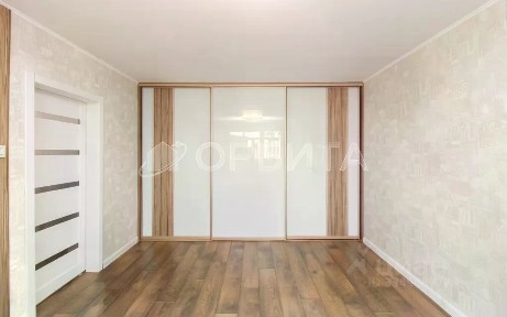 Продается 2-комн. квартира, 65 м²