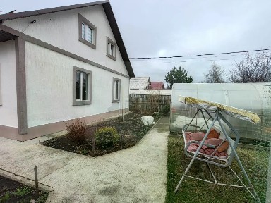 Продается 2-этажный дом, 102 м²