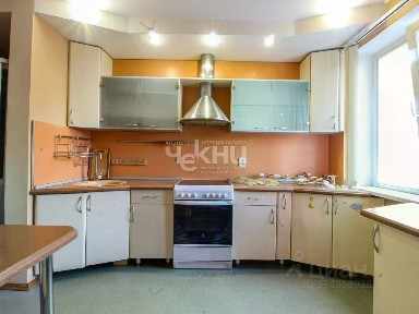 Продается 3-комн. квартира, 65,6 м²