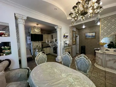 Продается 2-комн. квартира, 55 м²