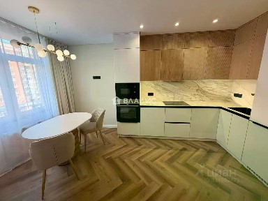 Продается 2-комн. квартира, 70 м²