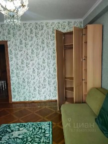 Ростовская область, Ростов-на-Дону, р-н Кировский, мкр. Центр, Ворошиловский просп., 60