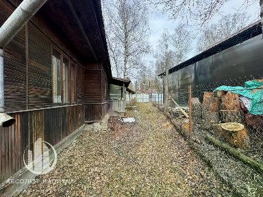 Продается 1/2 часть 2-этажного дома, 135,3 м²