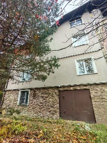 Продается 3-этажный коттедж, 400 м²