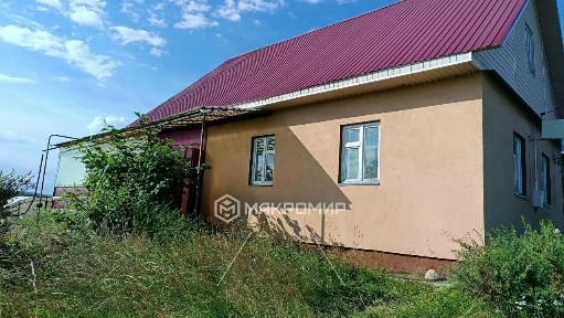 Сдается 2-этажный дом, 120 м²