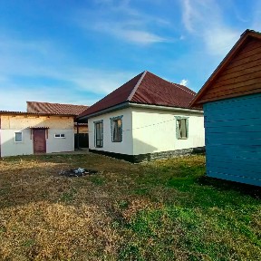 Продается 2-этажный дом, 198 м²