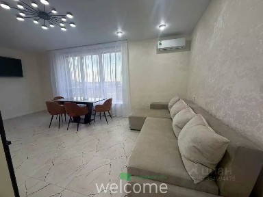 Продается 2-комн. квартира, 70 м²