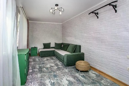 Продается 3-комн. квартира, 177 м²
