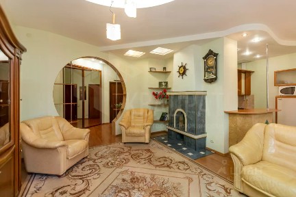 Продается 3-комн. квартира, 81,2 м²