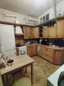 Продается 4-комн. квартира, 98,4 м²