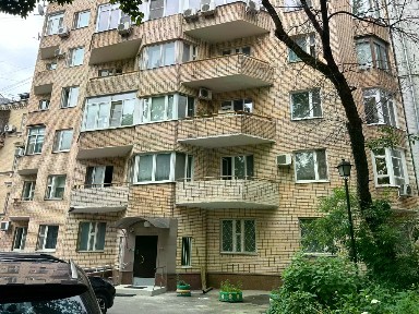 Продается 1/4 квартиры, 97,7/12/12 м²
