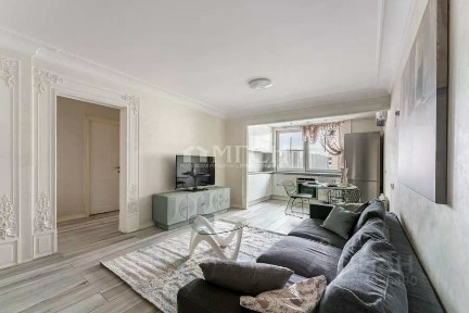Продается 4-комн. квартира, 89,9 м²