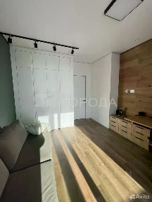 Продается 4-комн. квартира, 148 м²