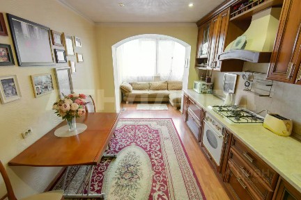 Продается 3-комн. квартира, 84 м²