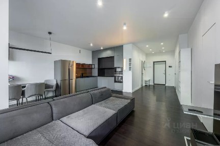 Сдается 2-комн. квартира, 77 м²