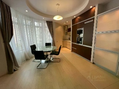 Сдается 2-комн. квартира, 115 м²