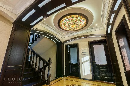 Продается 2-этажный дом, 452 м²