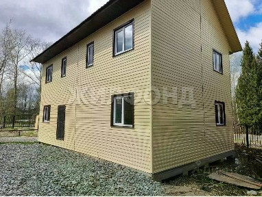 Продается 2-этажный дом, 155 м²