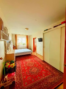 Продается 4-комн. квартира, 89,3 м²