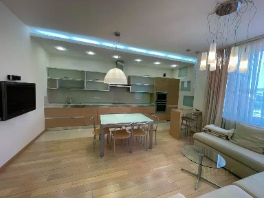 Сдается 3-комн. квартира, 90 м²