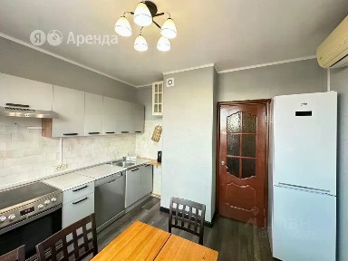 Москва, ЮЗАО, р-н Северное Бутово, бул. Дмитрия Донского, 9К2