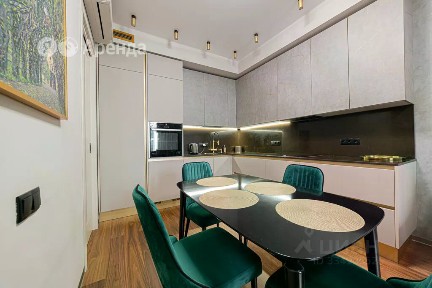 Сдается 4-комн. квартира, 87 м²