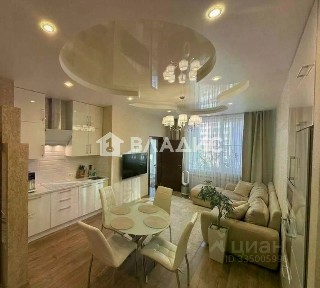 Продается 2-комн. квартира, 72,4 м²
