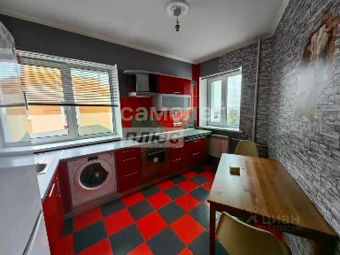 Продается 2-комн. квартира, 81,8 м²