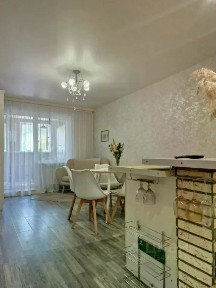 Продается 1-комн. квартира, 55 м²