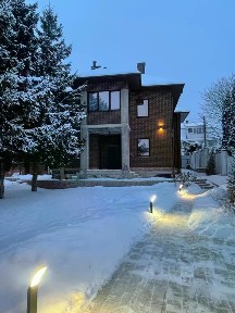 Продается 3-этажный дом, 310 м²
