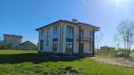 Продается 2-этажный дом, 190 м²