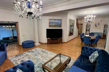 Сдается 2-этажный коттедж, 376 м²