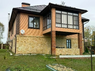 Продается 2-этажный коттедж, 350 м²