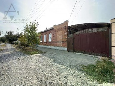 Ростовская область, Таганрог, ул. Тихона Руденко, 27