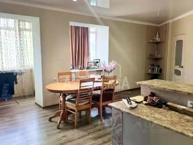 Продается 1-комн. квартира, 72 м²