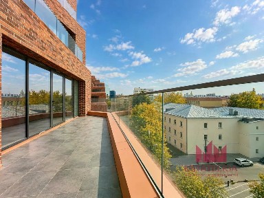 Продается 3-комн. квартира, 113,8 м²