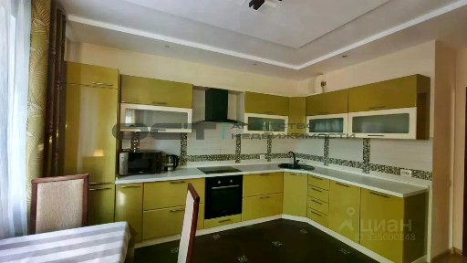 Продается 2-комн. квартира, 76,2 м²