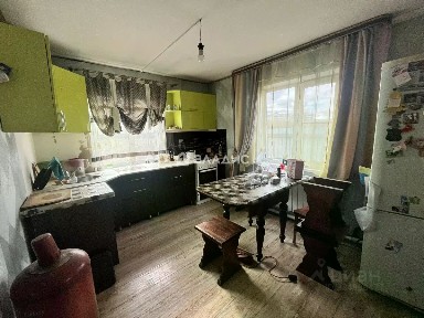 Продается 2-этажный дом, 100 м²