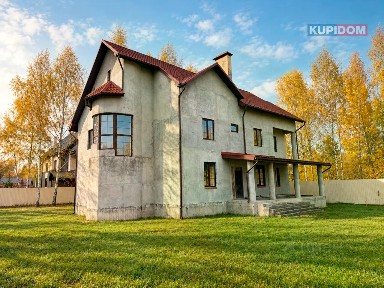 Продается 3-этажный дом, 461 м²