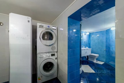 Продается 3-этажный таунхаус, 210 м²