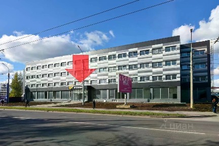 Продается торговая площадь, 4 072 м²