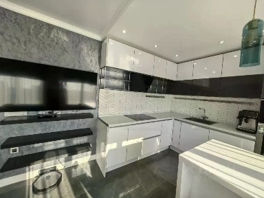 Продается 3-комн. квартира, 90 м²