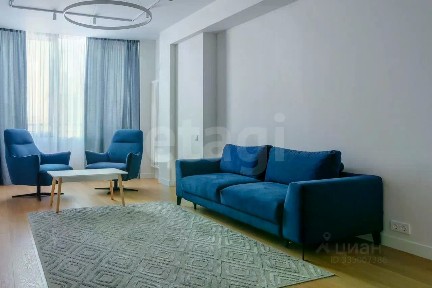 Продается 2-комн. квартира, 107 м²