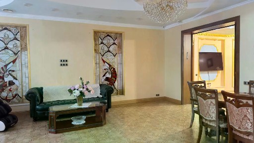 Сдается 4-комн. квартира, 220 м²