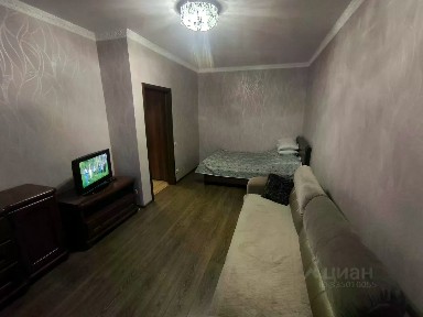 Продается 1-комн. квартира, 42 м²