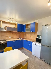 Продается 2-комн. квартира, 64,5 м²