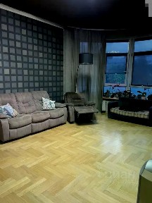 Продается 4-комн. квартира, 110,9 м²
