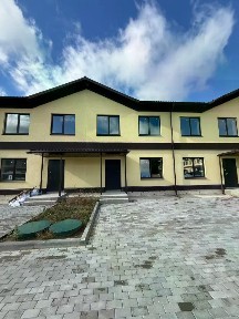 Продается 2-этажный таунхаус, 110 м²