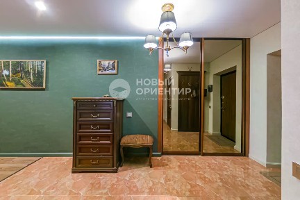 Продается 3-комн. квартира, 107 м²